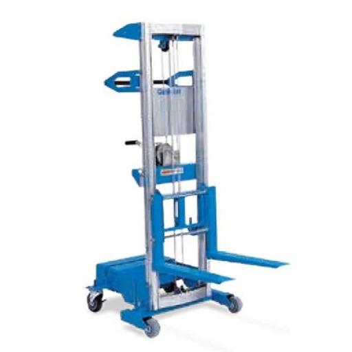 GENIE COUNTER BALANCED MATERIAL LIFT HIRE